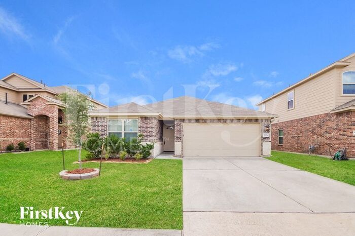Building Photo - 9226 Chloe Dr