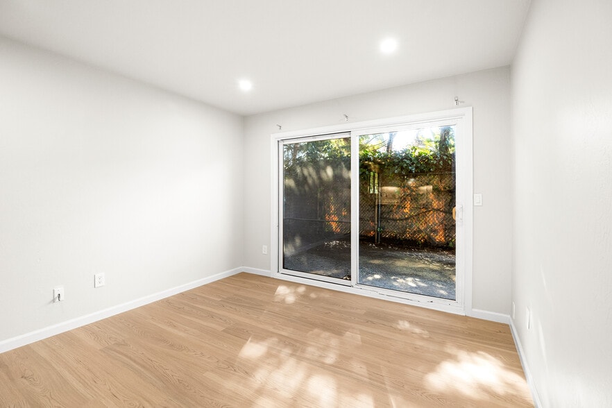 Building Photo - 509 Leibrandt Ave