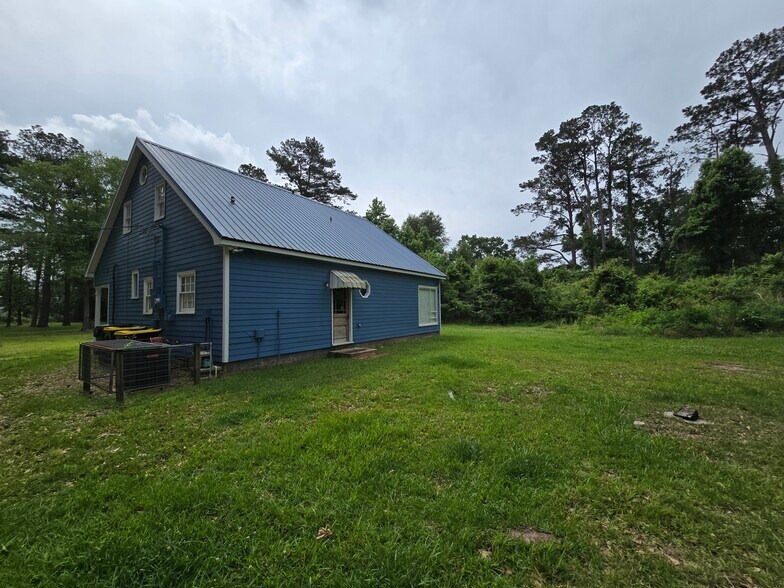 Building Photo - 18246 Woodscale Rd