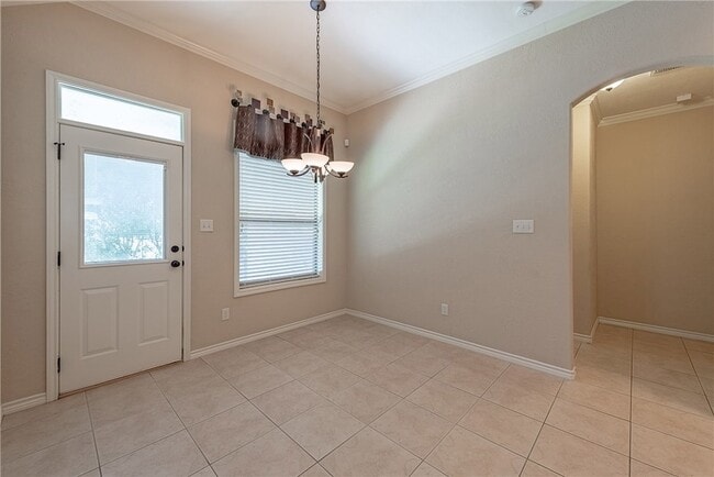 Building Photo - 2403 Norham Dr