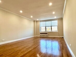 Building Photo - 5730 Mosholu Ave