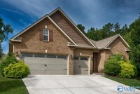 Building Photo - 207 Blackwood Dr NW