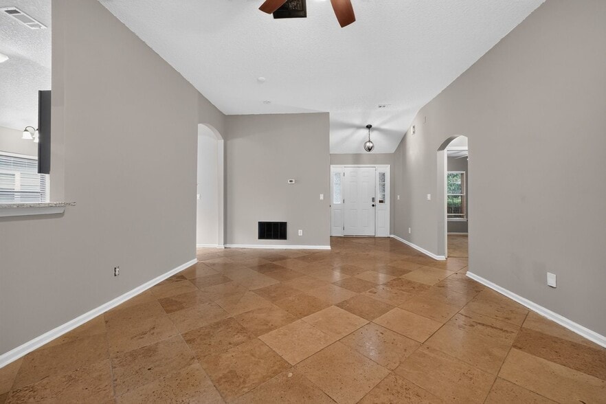 Building Photo - 863 Timberjack Ct