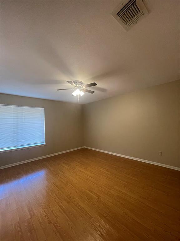 Building Photo - 9126 Elk Bend Dr