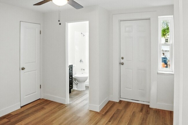 Building Photo - 1364 Lafayette St