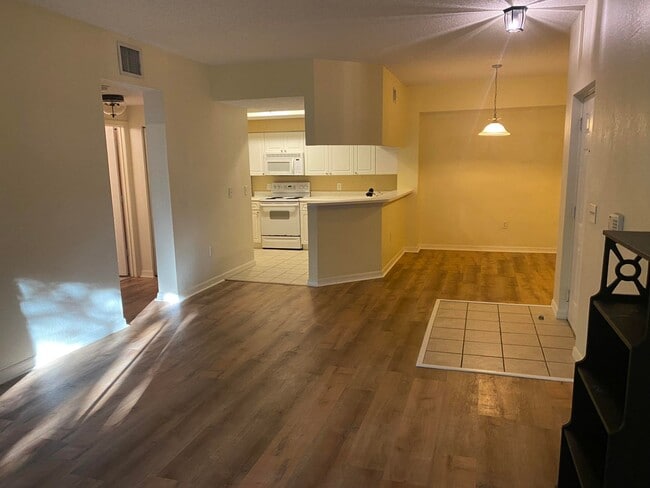 Building Photo - 2730 Anzio Ct