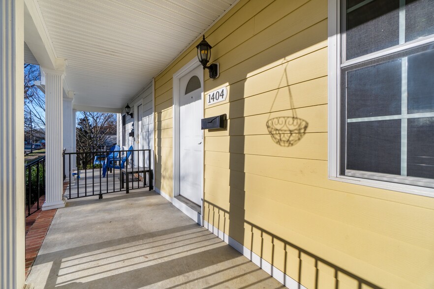Building Photo - 1404 N 33rd St