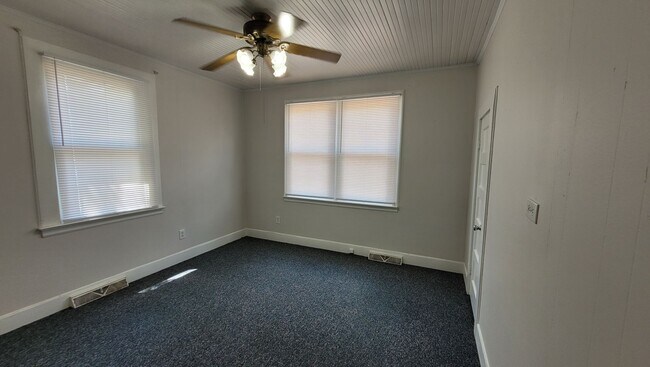 Building Photo - 4538 Augusta Rd