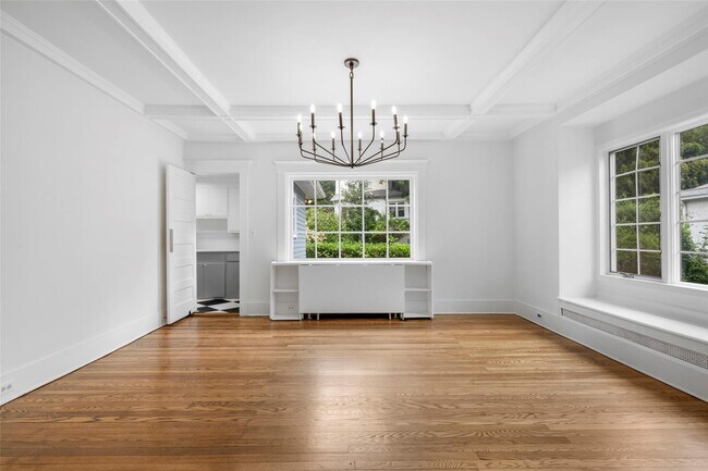 Building Photo - 32 Stuyvesant Ave