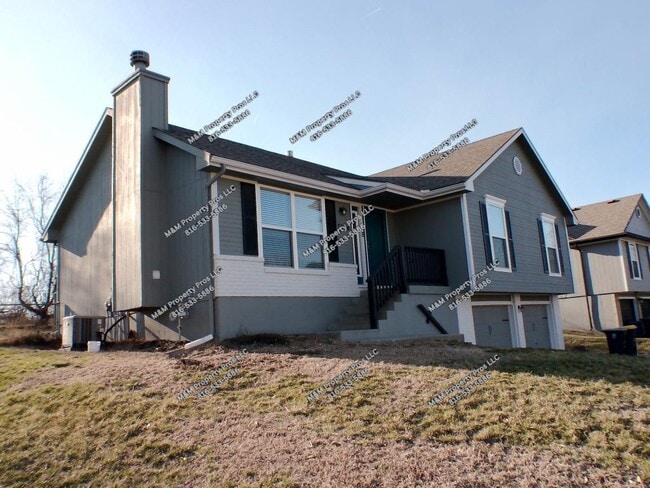 Building Photo - 7024 N Winchester Ave