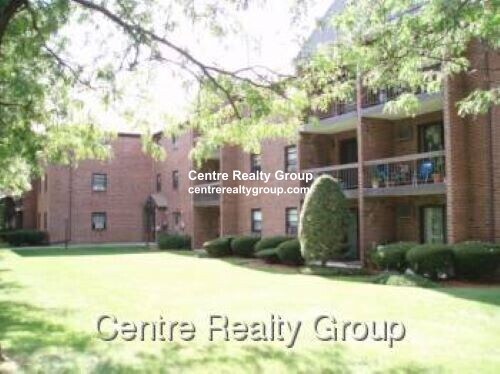 Building Photo - 55 Farwell St