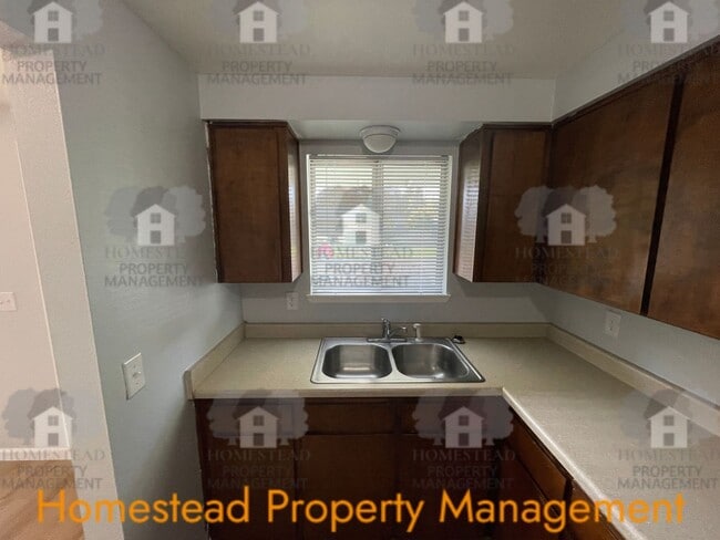 Building Photo - CHECK OUT THIS PRICE IMPROVEMENT!