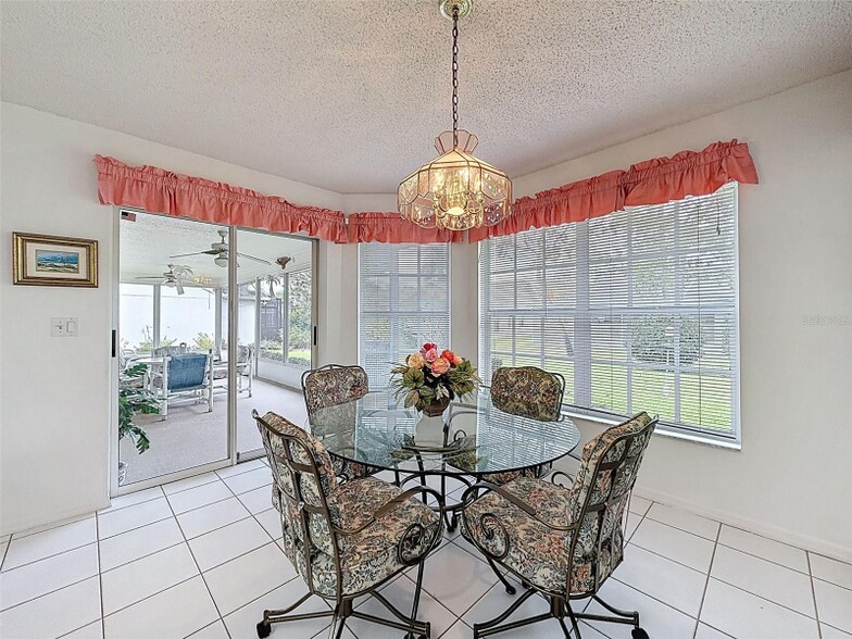 Building Photo - 13610 Glaze Brook Dr