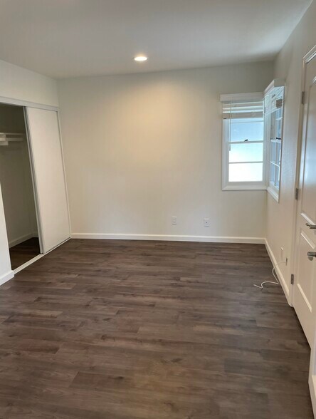 Building Photo - 3130 Corby Ave