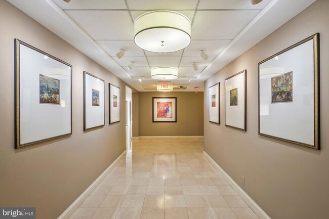 Building Photo - 4601 N Park Ave