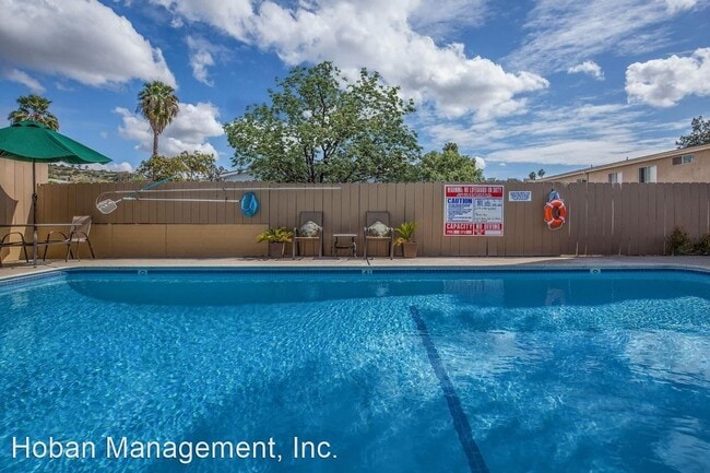 Building Photo - 4323 Parks Ave