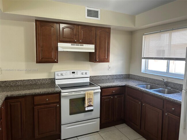 Building Photo - 14919 SW 80th St