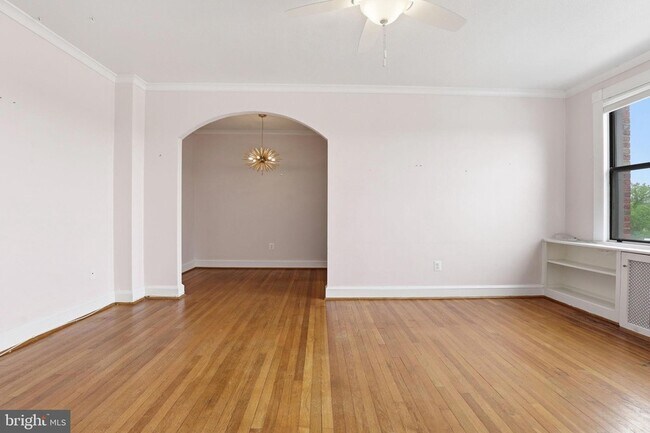 Building Photo - 1365 Kennedy St NW