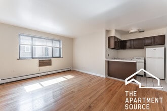 Building Photo - 6011 N Winthrop Ave