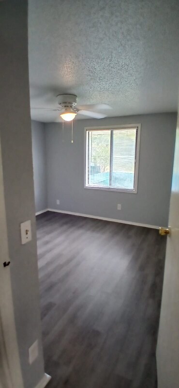 Building Photo - 33305 Ryan Dr