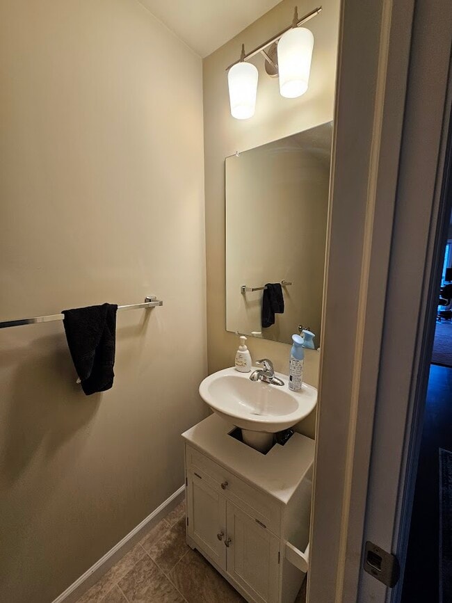 Building Photo - 213 Jonathan Ln