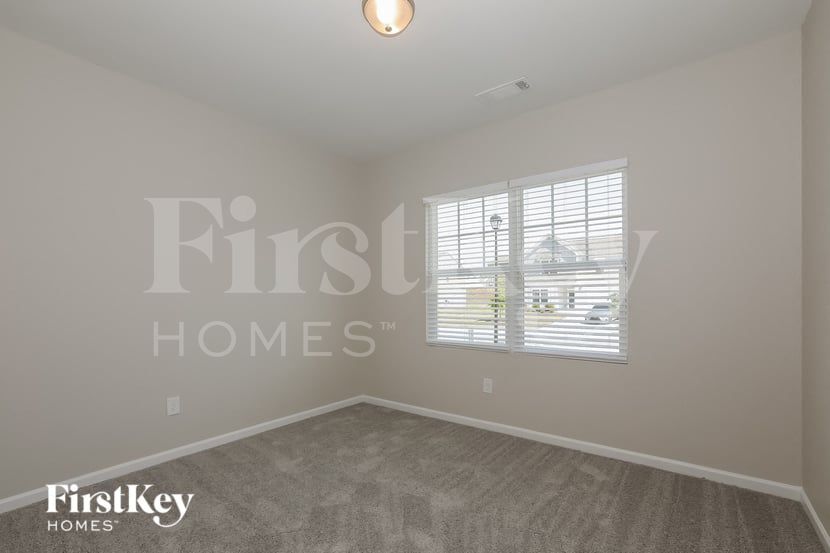 Building Photo - 1193 Hudson Ct