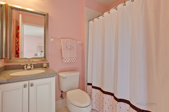 Building Photo - 2580 Bayswater Cir