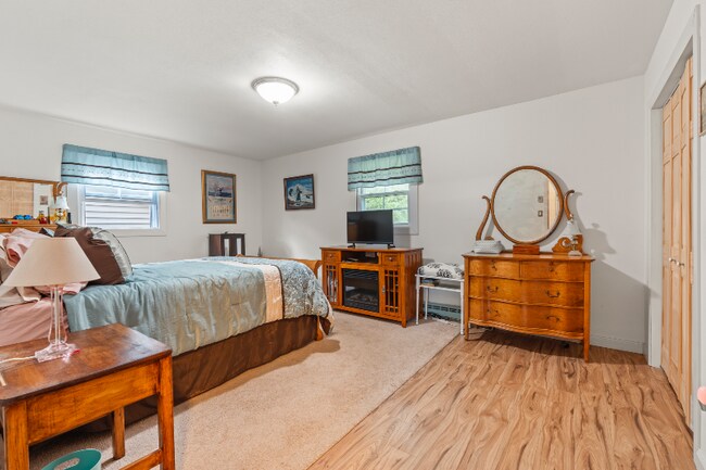 Building Photo - 4998 Rockefeller Rd