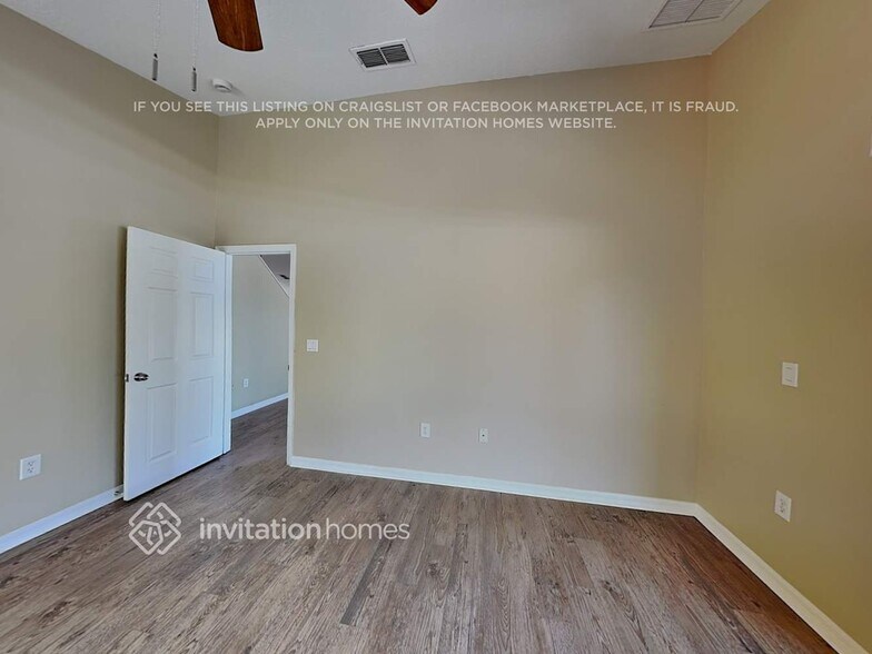 Building Photo - 1106 Sophia Blvd