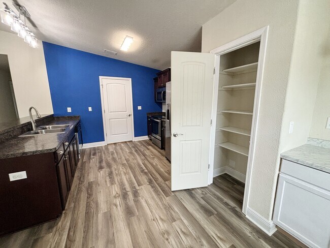 Building Photo - 5143 Carmell Ridge Cir