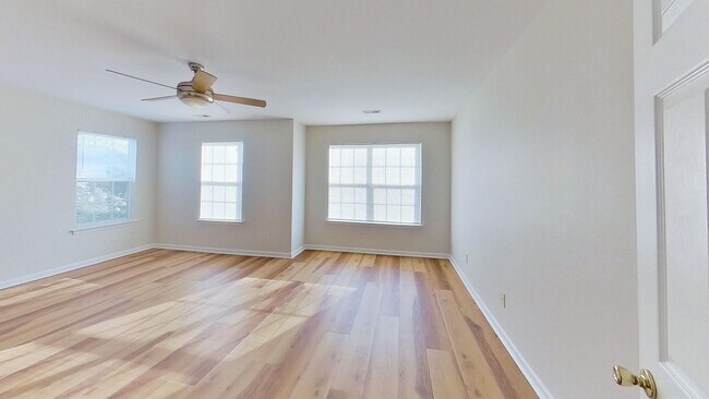 Building Photo - 2611 Ivory Run Way
