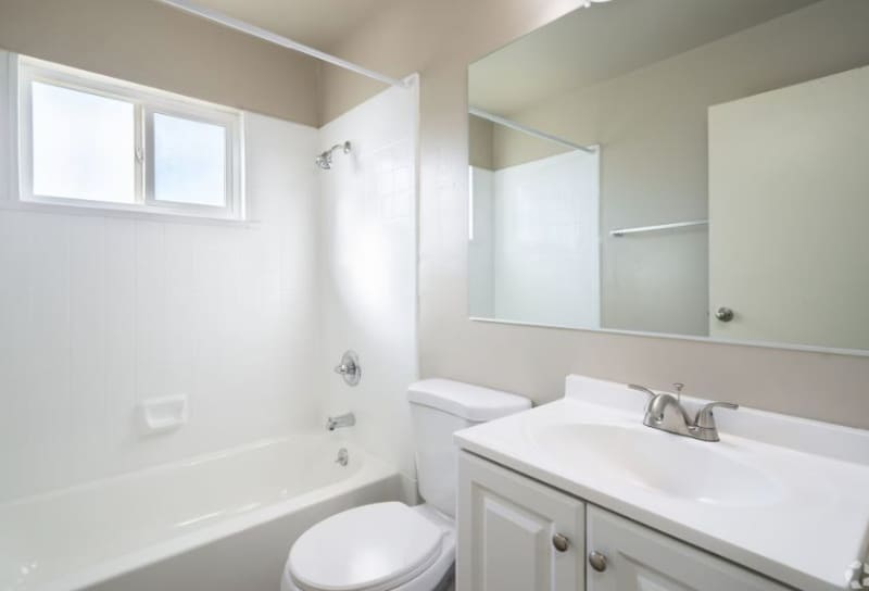 Building Photo - 434 Junction Ave