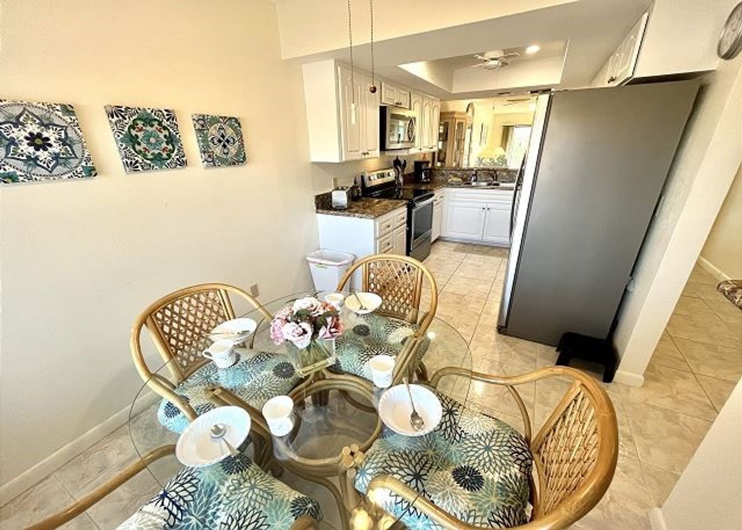 Building Photo - Lovely FURNISHED Condo in Rock Dove Community