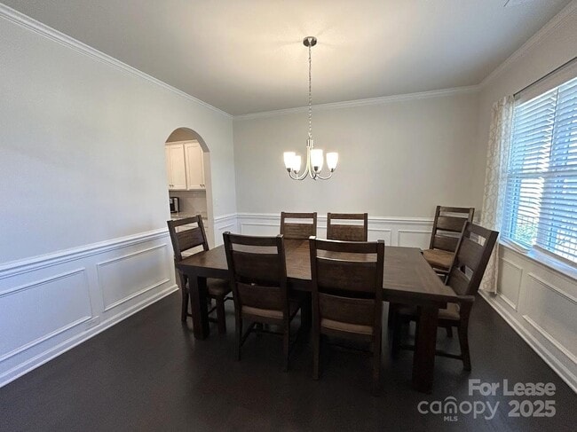 Building Photo - 1004 Whipcord Dr