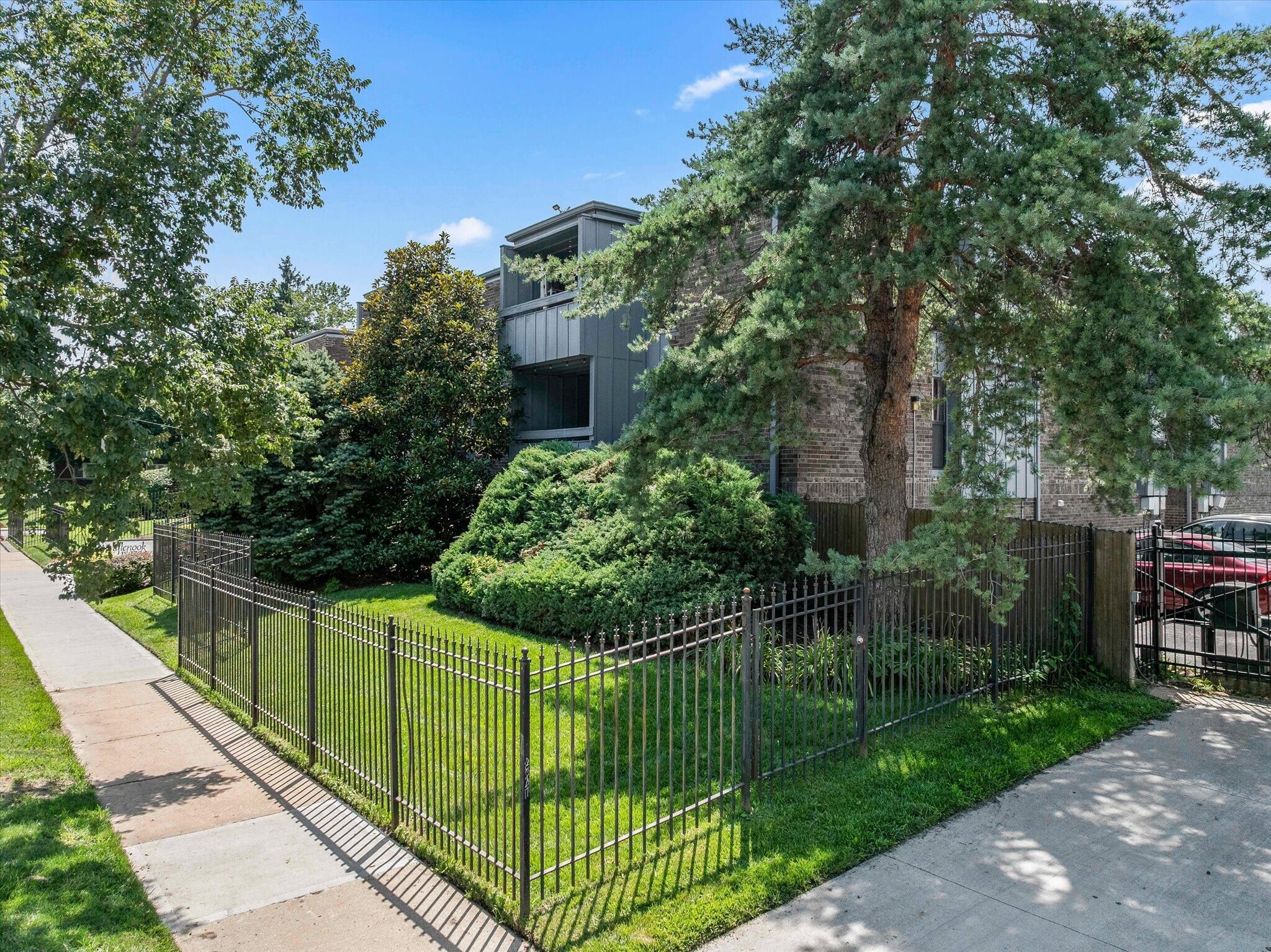 Building Photo - 4056 Warwick Blvd