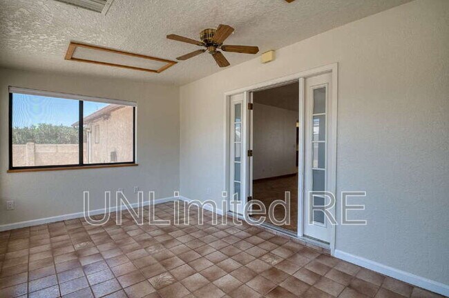Building Photo - 2512 Cisco Dr S