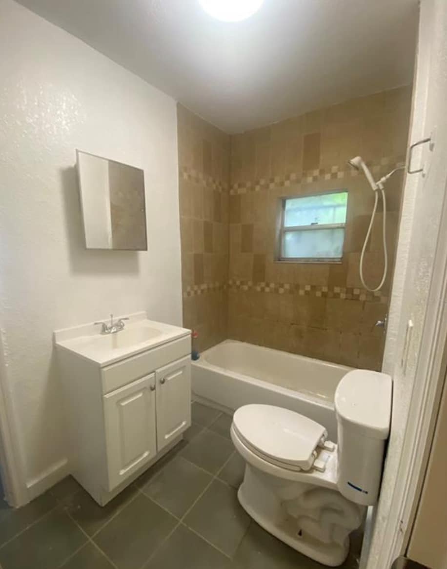 Building Photo - 601 Whitehurst St