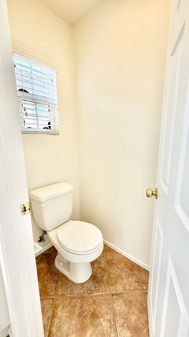 Building Photo - Beautifully Maintained & Spacious Two-Story Home in the Privately-gated Belleza Community of San ...