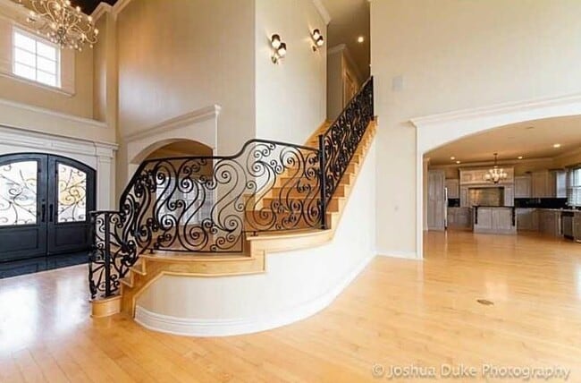 Building Photo - 3189 N Blue Star Dr