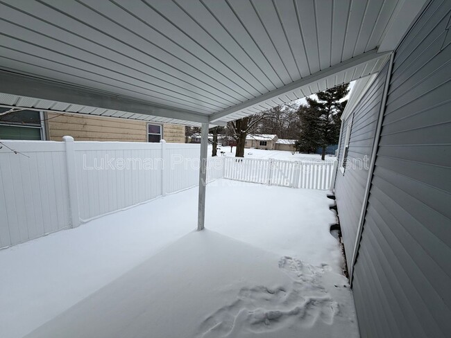 Building Photo - 4726 Hanover Ave