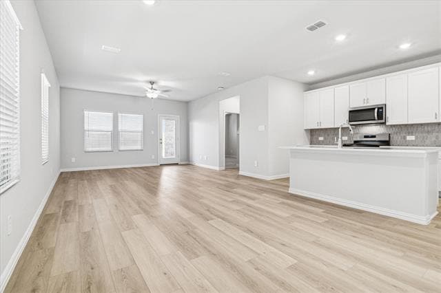 Building Photo - 422 Blanton St