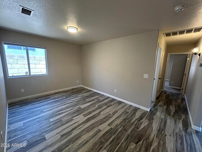 Building Photo - 21617 N 30th Ave