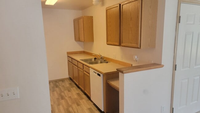Building Photo - Nice 3 bedroom Duplex in the Valley