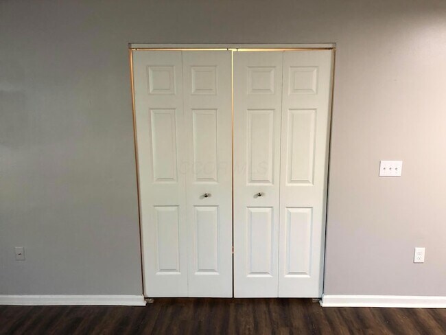 Building Photo - 5536 Cedar Springs Rd