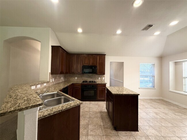 Building Photo - 21411 Venture Park Dr