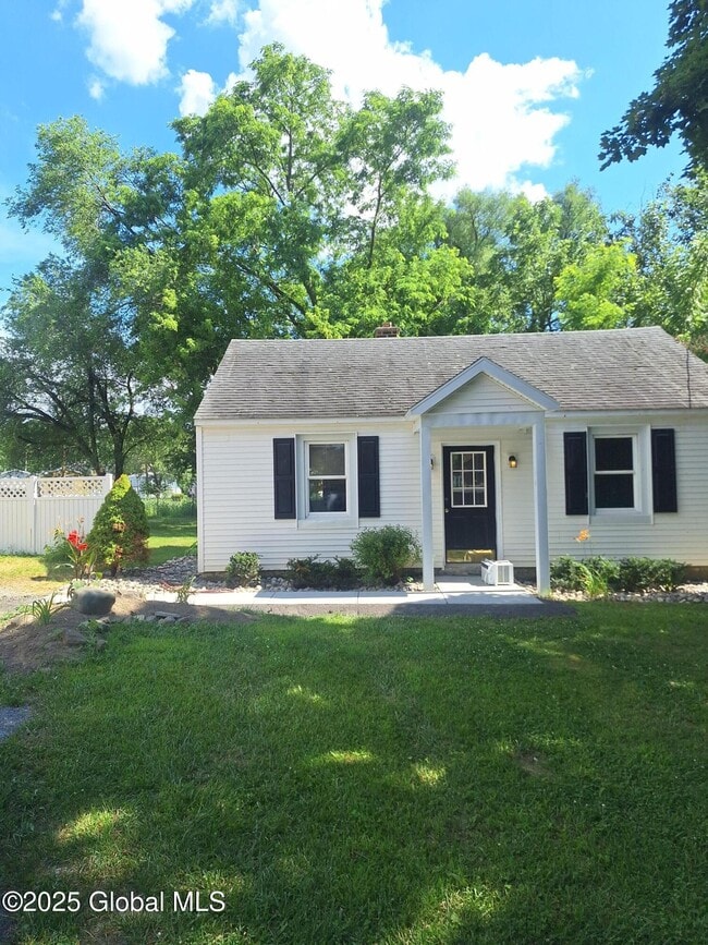 Primary Photo - 2A Hillview Ave