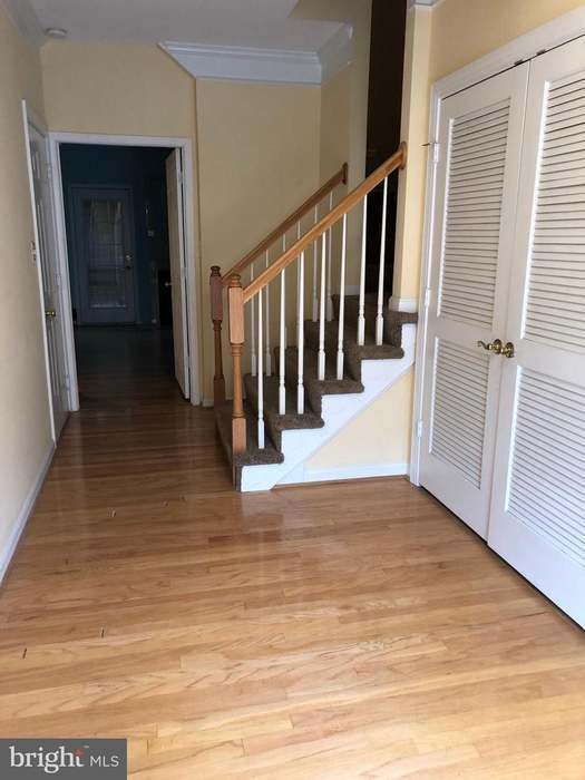 Building Photo - 8077 Sebon Dr