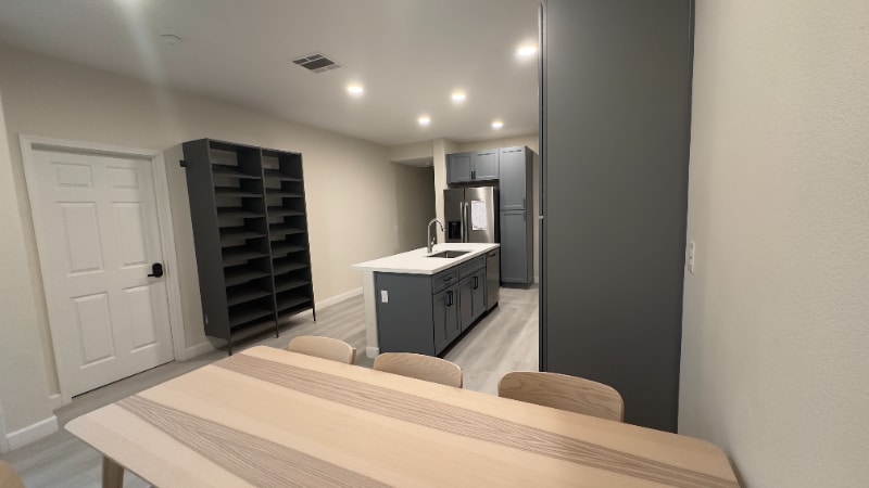 Building Photo - 39391 Tiburon Dr