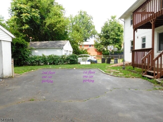 Building Photo - 62 Mercer Ave