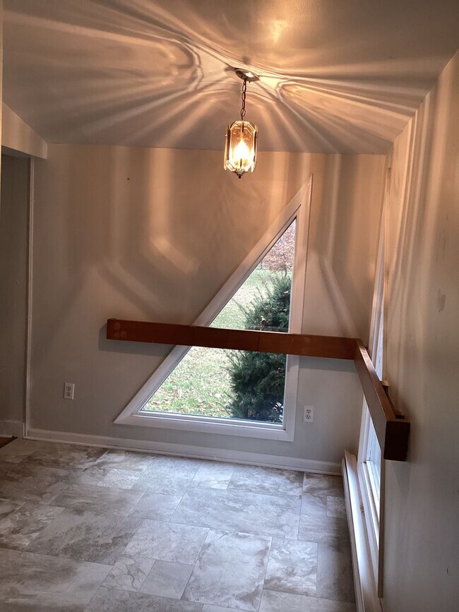 Building Photo - 440 N Earl St